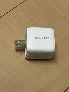 EC-AC4032WH エレコム　充電器　3ポート