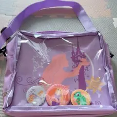 【Disney】プリンセス ラプンツェル⠀ショルダーバッグ 紫 缶バッジ付
