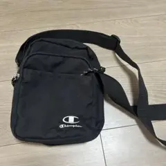 Champion ブラック ショルダーバッグ