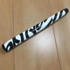 新品！YESパターグリップ!白×黒 ☆