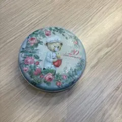 Jenny Bakery 20周年記念 クマのシェフ 金属缶
