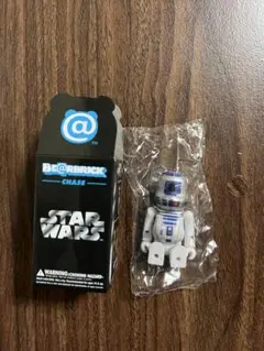 BE@RBRICK Star Wars R2-D2