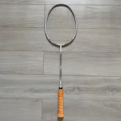 ヨネックス　ラケット　ナノスピード3000 ピンクと白