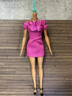 Barbie・バービー65​ ファッショニスタ ピンクフリルドレス​のボディー✴︎