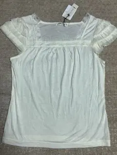 ☆新品☆アイボリービーズ オフホワイト お袖フリル カットソー