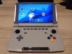 powkiddy X18 ブラック レトロゲーム機 2000 箱付き 通電確認済 POWKIDDY X18ハンドヘルドゲーム機2GB 16GB黒