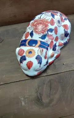 眠り猫 陶磁器製 花柄
