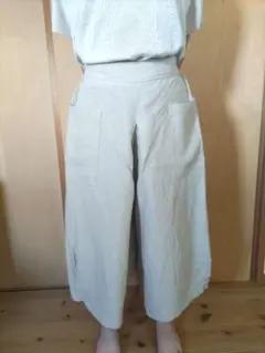 slon squarel linenポケット付きタックパンツ