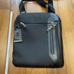 TUMIのショルダー バッグ
