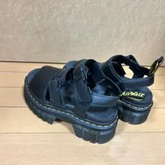 ドクターマーチン　サンダル