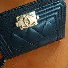 CHANELシャネルボーイ財布