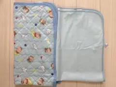 クレヨンしんちゃん　ベビーベッド　シーツ　敷パット　防水シーツ　キルト　ひんやり
