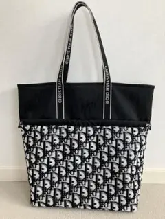 Item thumbnail for item 4a7fd6c6-6c71-4ecf-a8db-13580f7158d5