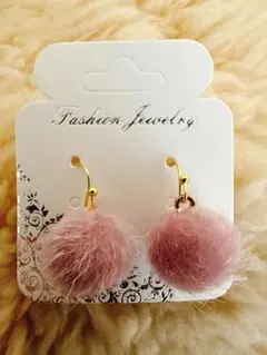 ポンポン玉ピアス モコモコピアス