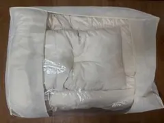 掛け布団・敷き布団・枕・ケース4点セット　アイボリー　洗濯可能　現地引き取りのみ