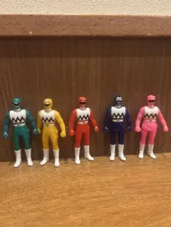 戦隊ヒーローアクションフィギュアセット　ギンガマン