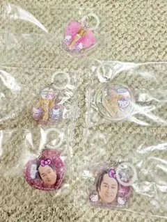マツケンサンバ×ハローキティ ふらっとめじるしアクセサリー　ガチャ