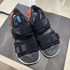 Nike canyon sandal 黒/オレンジ　CI8797