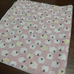 はぎれ ひつじ柄 ピンク シーチング生地 ハギレ ハンドメイド