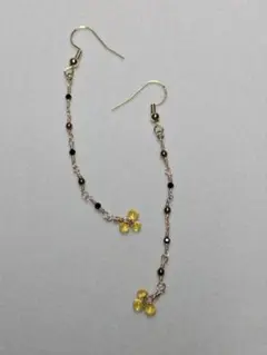 ヘマタイト×ブラッククォーツ×ドロップビーズ　フックピアス