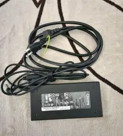 ACアダプター　A15-180P1A