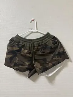 迷彩柄ショートパンツ