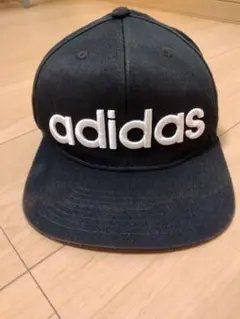 adidas 黒 キャップ フラットブリム