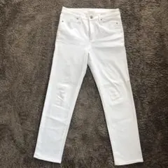 ユニクロ ストレートジーンズ ハイライズ ホワイト