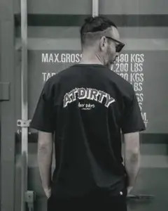 未使用✴️AT-DIRTY アーチロゴ Tシャツ XL