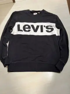 Levi's ロゴ入り トレーナー 黒・白