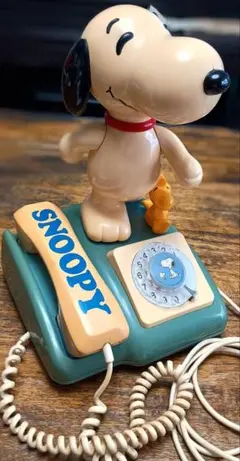 ✨かなりレア‼️✨SNOOPY スヌーピー70年代製　電話機 ヴィンテージ ✨かなりレア‼️✨スヌーピー SNOOPY 電話機 ヴィンテージ 60~70