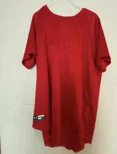 Under Armour 赤 XXL シャツ