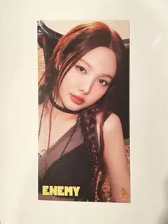 TWICEナヨン　ENEMY タワレコ渋谷店限定特典　大判ポストカード