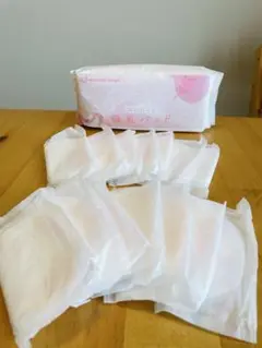 アカチャンホンポ　母乳パッド