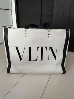 【VLTN】ヴァレンティノ プリント キャンバス スモール トート