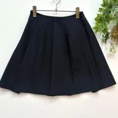 【M￼aviuque】ミニスカート　Aライン　タック　ブラック　M
