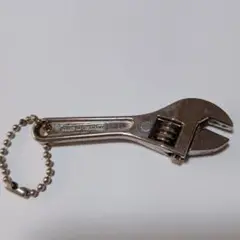 Item thumbnail for item df346015-e856-46cc-99f5-00fd8a214475