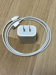 【未使用】Apple純正 lightning充電アダプター、ケーブル