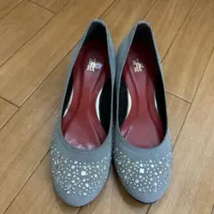 グレー ビジュー付き フラットシューズ
