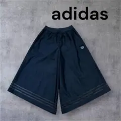 adidas キュロットパンツ