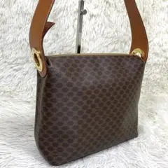 Item thumbnail for item 515b04da-2f67-4d56-830b-73cd1c7cc55c