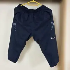 OAKLEY トレーニングパンツ　7分丈　ネイビー