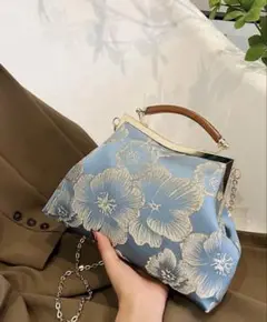⭐︎水色と金のクラッチバッグ⭐︎パーティーバッグ⭐︎結婚式にも⭐︎