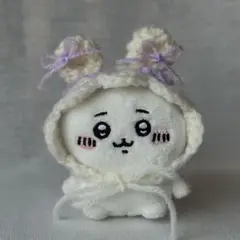ぬい服 くまの耳付きお花のボンネット（ちいかわお座りぬいぐるみ　着用）