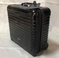 リモワ サルサ ビジネストローリー23L 2輪