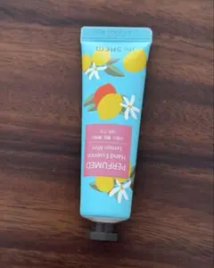 Item thumbnail for item 98f52b99-ac62-4b47-b4b8-cb1b9a5f57c2