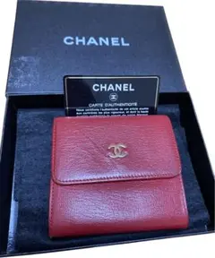 CHANEL 二つ折り 財布 レッド