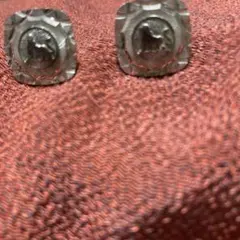 旧ライオン歯磨社　ロゴマーク入りカフスリンクス
