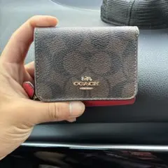 COACH 三つ折り財布 ブラウン/レッド