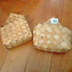 天然素材の小物入れ　かご　小物入れ